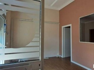 Immobile commerciale in Affitto a Pisa, 750€, 89 m²