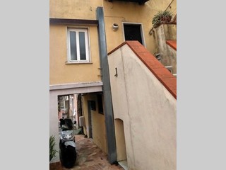 Loft in Vendita a Carrara, zona Fossola, 50'000€, 35 m², arredato