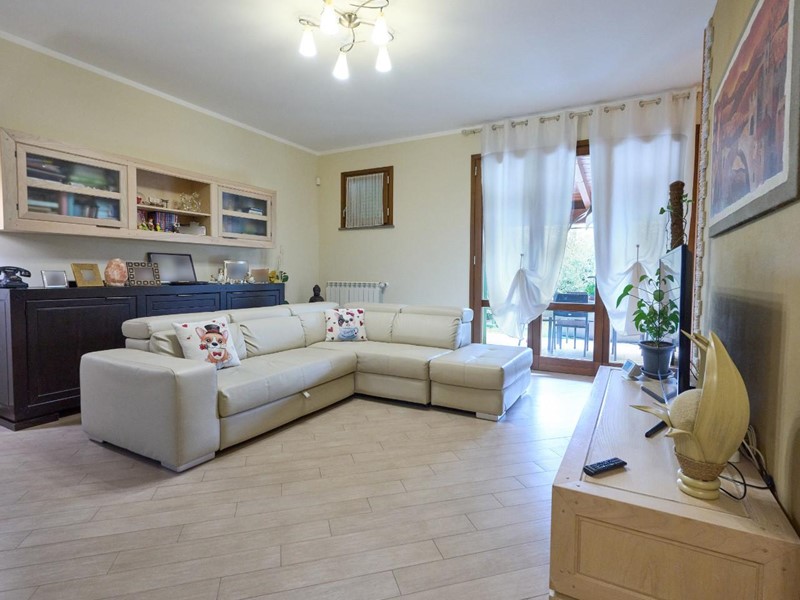 Casa Indipendente in Vendita a Cerreto Guidi, zona Stabbia, 335'000€, 150 m², con Box