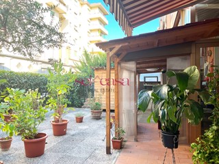 Appartamento in Vendita a Firenze, 600'000€, 117 m²