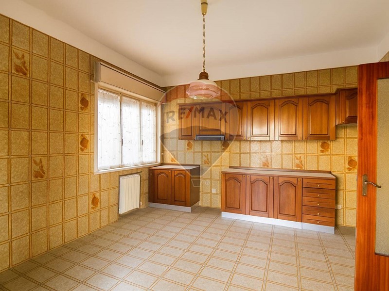 Appartamento in Vendita a Riposto, 85'000€, 168 m²