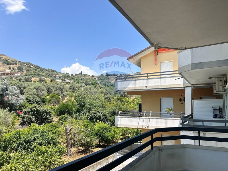Appartamento in Vendita a Furci Siculo, 79'000€, 81 m²