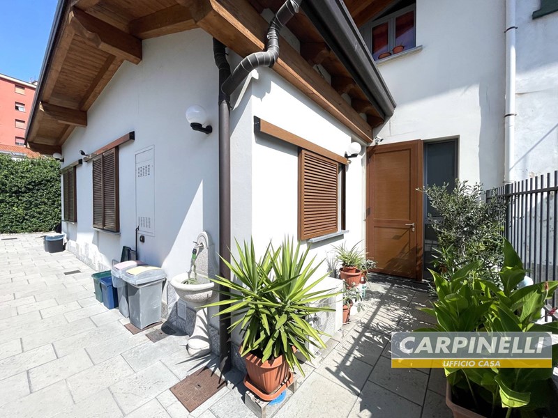 Trilocale in Vendita a Desio, 185'000€, 85 m²