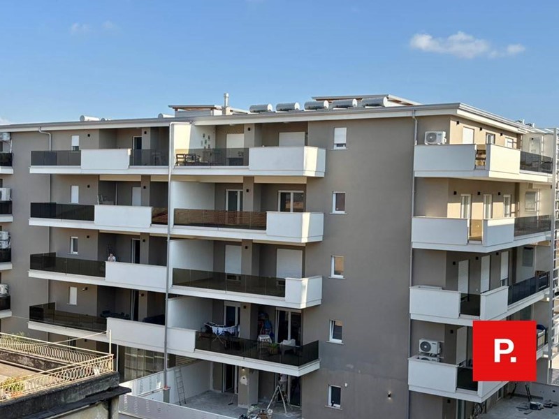 Quadrilocale in Vendita a Caserta, 315'000€, 106 m²