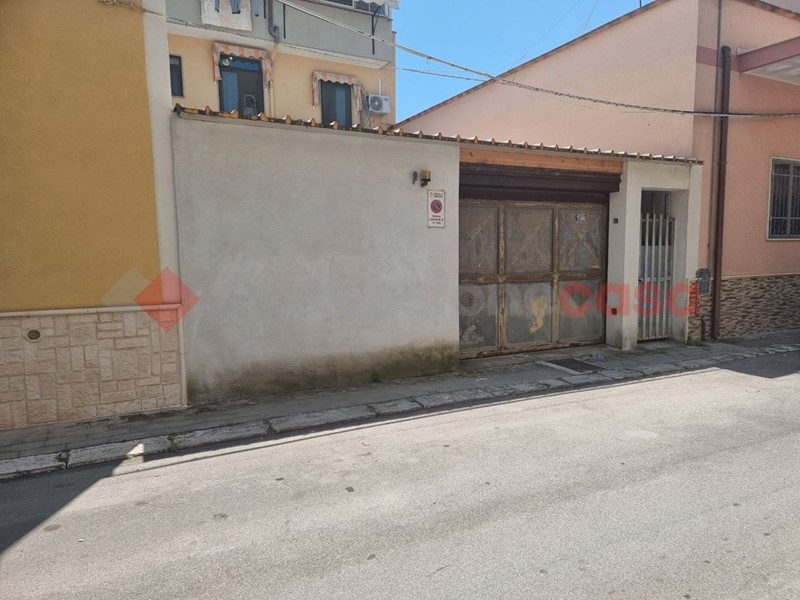 Trilocale in Vendita a Taranto, 85'000€, 100 m²