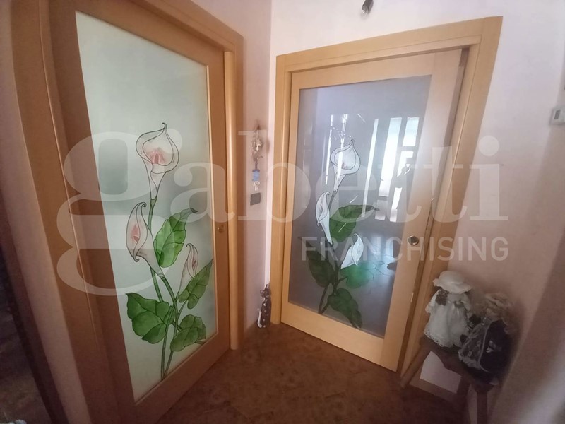 Villa in Vendita a Chioggia, 380'000€, 181 m², arredato