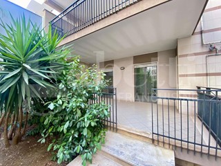 Ufficio in Vendita a Andria, 205'000€, 125 m²