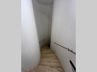 Negozio in Vendita a Brindisi, 120'000€, 137 m²