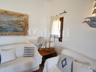 Villetta a schiera in Vendita a Olbia, 370'000€, 82 m², arredato