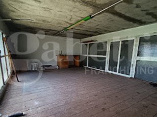 Capannone in Vendita a Scontrone, 170'000&euro;, 300 m²