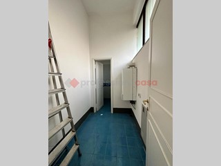 Ufficio in Affitto a Arezzo, 300€, 12 m²