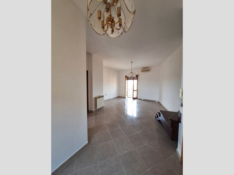 Appartamento in Vendita a Riano, 180'000&euro;, 145 m²