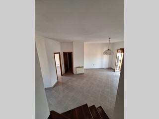 Appartamento in Vendita a Riano, 199'000€, 145 m²