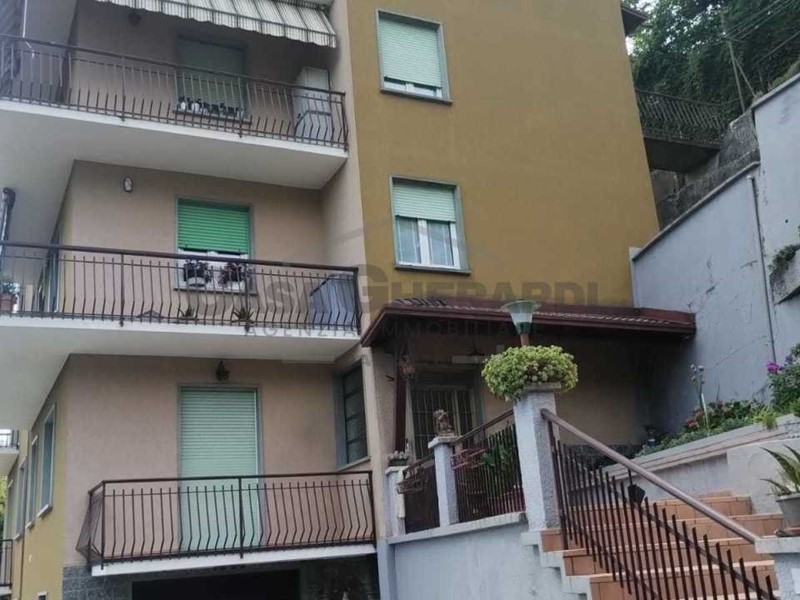 Quadrilocale in Vendita a Corna Imagna, 66'000€, 120 m², arredato