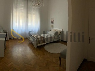 Trilocale in Affitto a Trieste, zona Ospedale Maggiore, 1'500€, 140 m², arredato