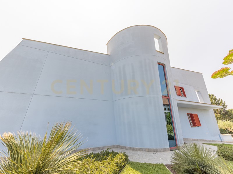 Casa Indipendente in Vendita a Roma, zona Lunghezza, 720'000&euro;, 136 m², arredato, con Box