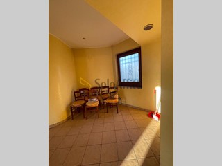 Appartamento in Affitto a Ceccano, 700€, 230 m²