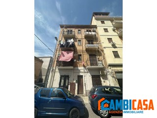 Trilocale in Vendita a Palermo, 42'000€, 50 m²