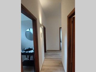 Casa Indipendente in Affitto a Empoli, zona Corniola, 1'500&euro;, 100 m², arredato, con Box