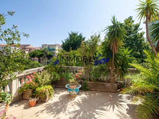 Appartamento in Vendita a Livorno, 900'000€, 245 m²