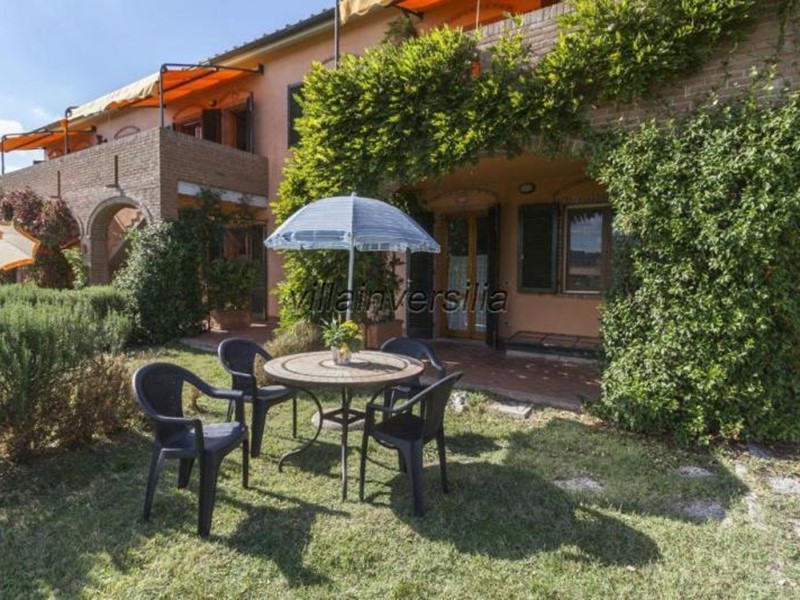 Quadrilocale in Vendita a Montaione, 200'000€, 65 m², arredato