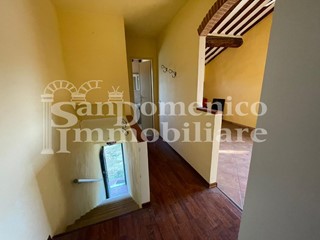 Trilocale in Affitto a Cascina, zona Pettori, 900€, 50 m², arredato