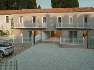 Casa Semi Indipendente in Vendita a Zimella, 350'000€, 212 m²