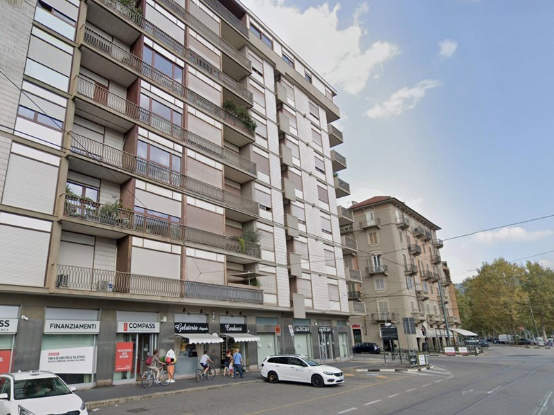 Quadrilocale in Affitto a Torino, 1'200€, 120 m²