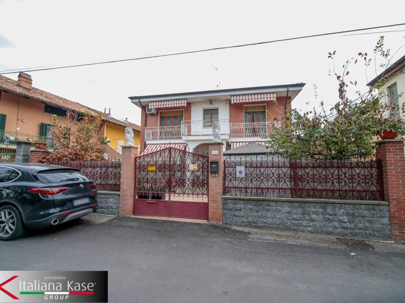 Casa Indipendente in Vendita a Verolengo, 175'000€, 150 m²