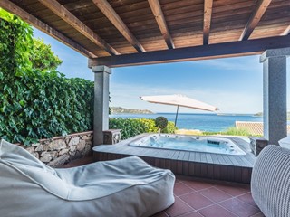 Villetta a schiera in Vendita a San Teodoro, 1'500'000€, 116 m²