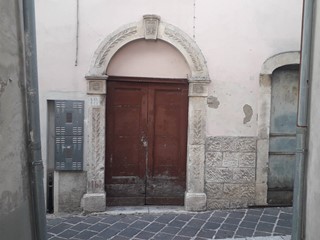 Casa Indipendente in Vendita a Serramonacesca, 20'000€, 70 m²