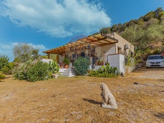 Casa Indipendente in Vendita a Sorso, 169'900€, 93 m²