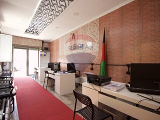 Immobile commerciale in Vendita a Roma, 85'000€, 36 m²