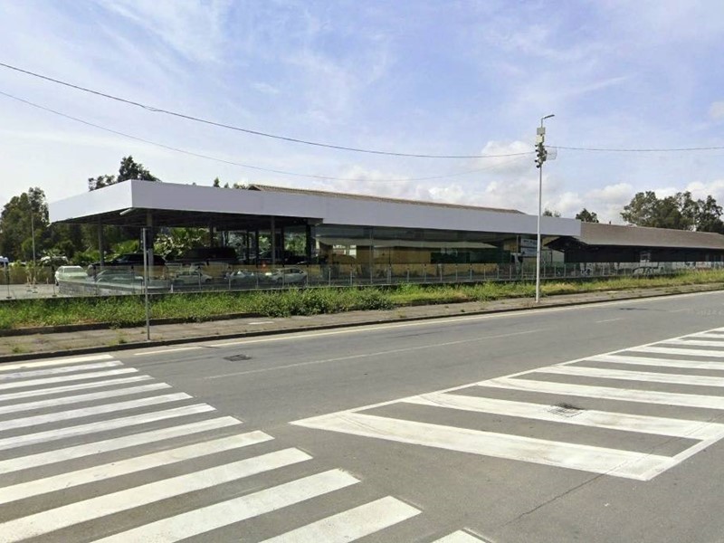 Capannone in Vendita a Catania, 5000 m²