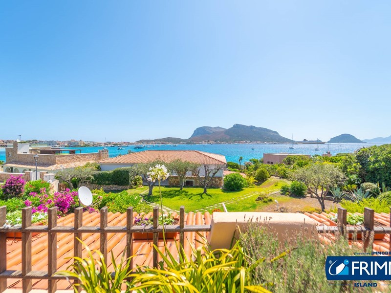 Quadrilocale in Vendita a Golfo Aranci, 490'000€, 110 m²