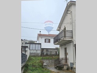 Appartamento in Vendita a Lettopalena, 65'000&euro;, 70 m²