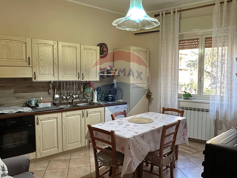 Appartamento in Vendita a Mascalucia, 145'000€, 110 m²