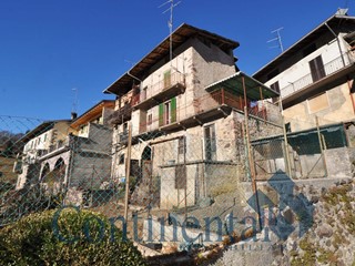 Casa Semi Indipendente in Vendita a Moio de' Calvi, 59'900€, 290 m²