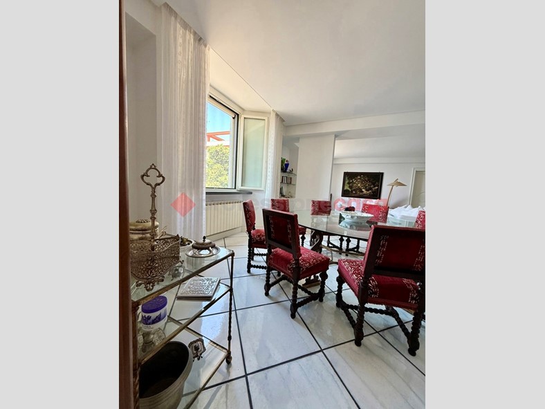 Quadrilocale in Vendita a Gaeta, 647'000€, 150 m², arredato