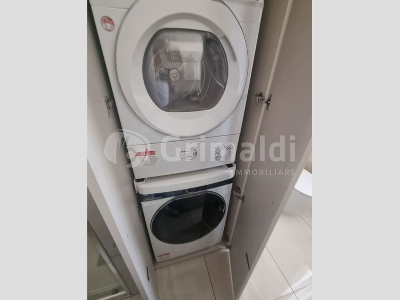 Bilocale in Vendita a Abbiategrasso, 157'000€, 65 m²