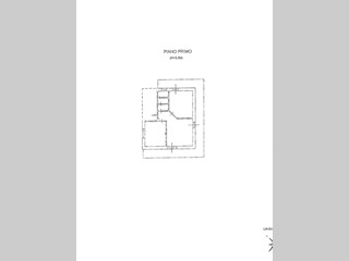 Bilocale in Vendita a L'Aquila, 85'000&euro;, 75 m²
