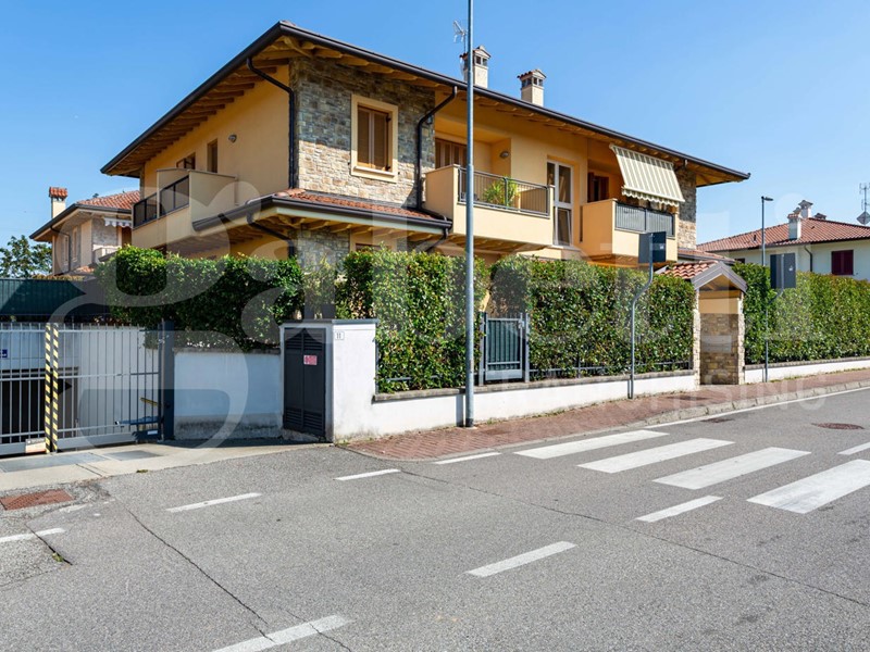 Bilocale in Vendita a Grezzago, 145'000€, 50 m², arredato