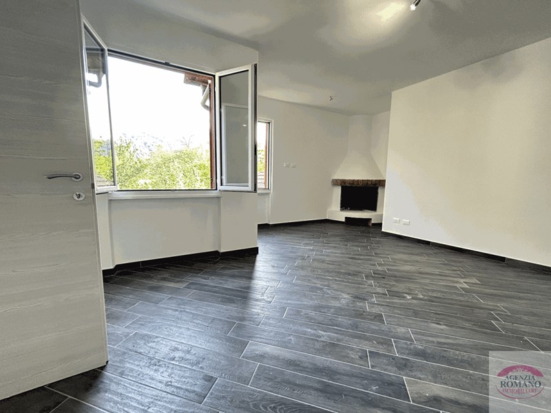 Casa Semi Indipendente in Vendita a Sassello, 180'000€, 144 m², con Box