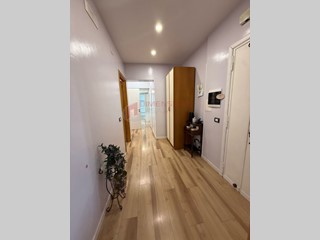 Appartamento in Vendita a Roma, zona CASTELVERDE, 229'000&euro;, 130 m²