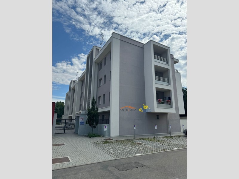 Appartamento in Vendita a Parma, 1'500'000€, 100 m²