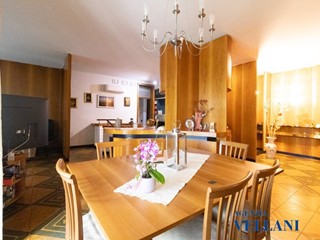 Appartamento in Vendita a Carpi, 297'000&euro;, 235 m²