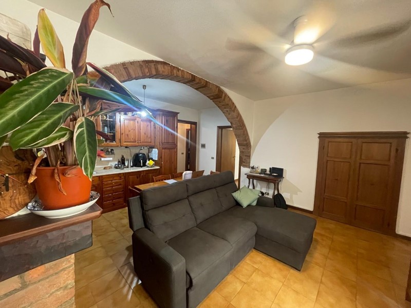 Quadrilocale in Vendita a Barberino Tavarnelle, 160'000€, 95 m², arredato, con Box