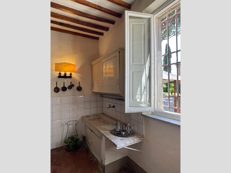 Attività commerciale in Vendita a San Miniato, 2'000'000€, 900000 m²