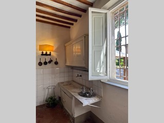 Attività commerciale in Vendita a San Miniato, 2'000'000€, 900000 m²