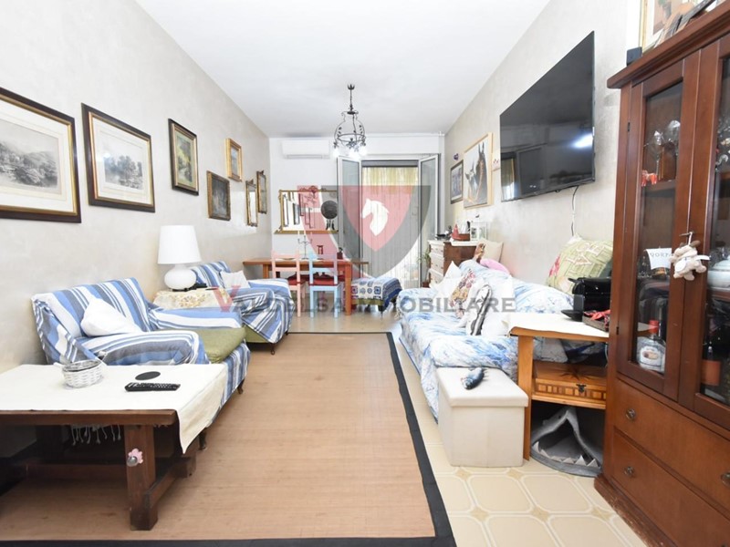 Quadrilocale in Vendita a Colle di Val D'Elsa, 135'000€, 85 m², arredato, con Box